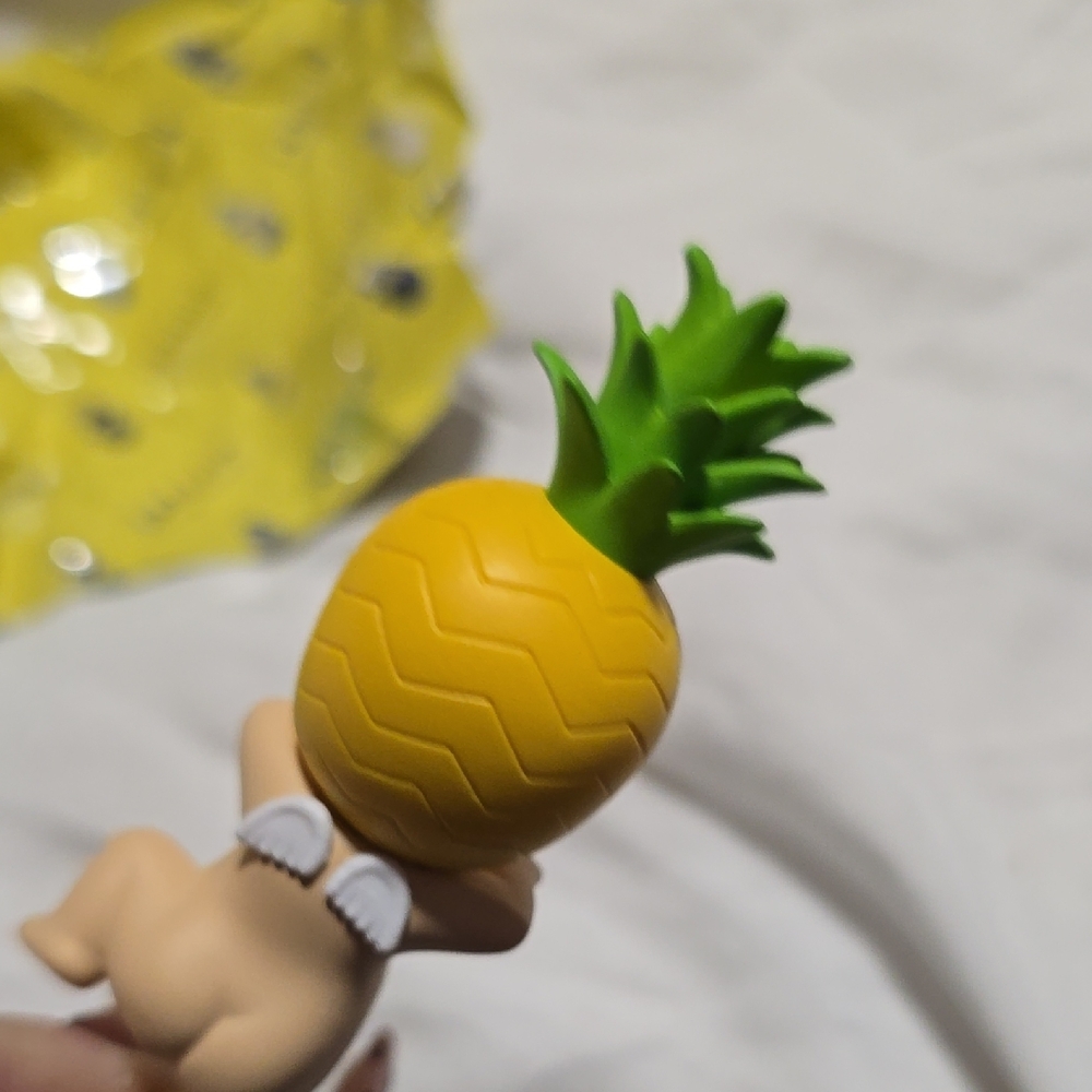 Sonny Angel Pineapple Hipper 100% Authentic - Picture 7 of 11